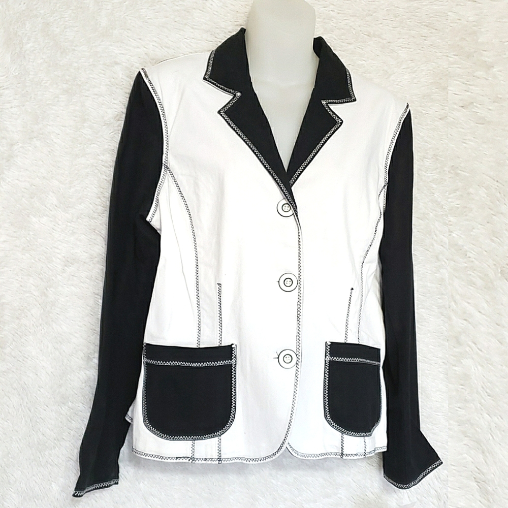 90's Vintage Black and White Color block Blazer